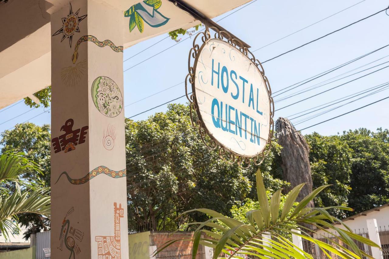 Haus Quentin Hotel Puerto López Buitenkant foto